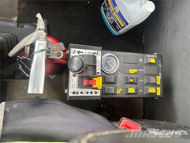 Peterbilt 377 Damperli kamyonlar