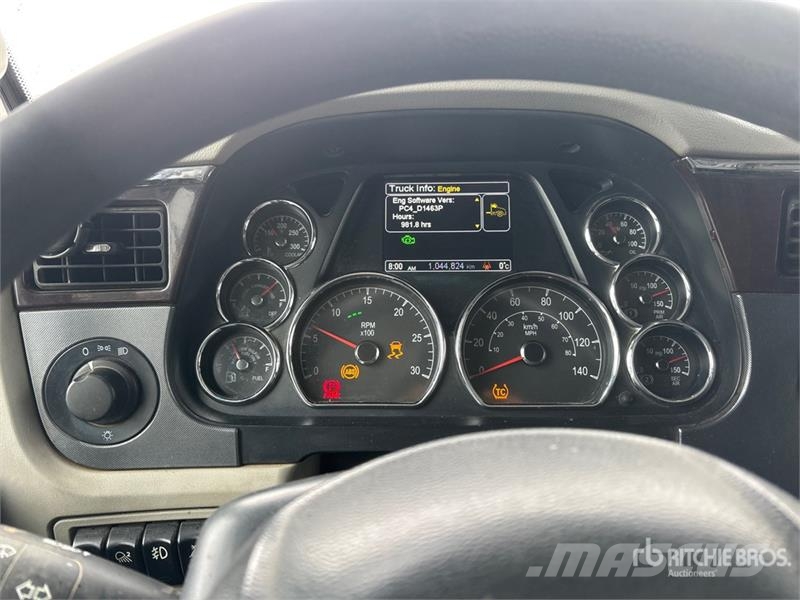Peterbilt 377 Dragbilar