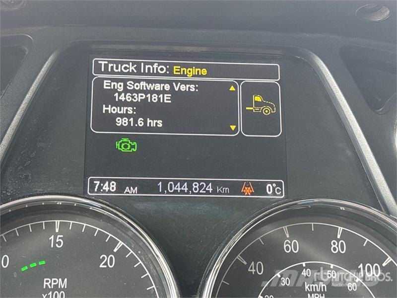 Peterbilt 377 Dragbilar