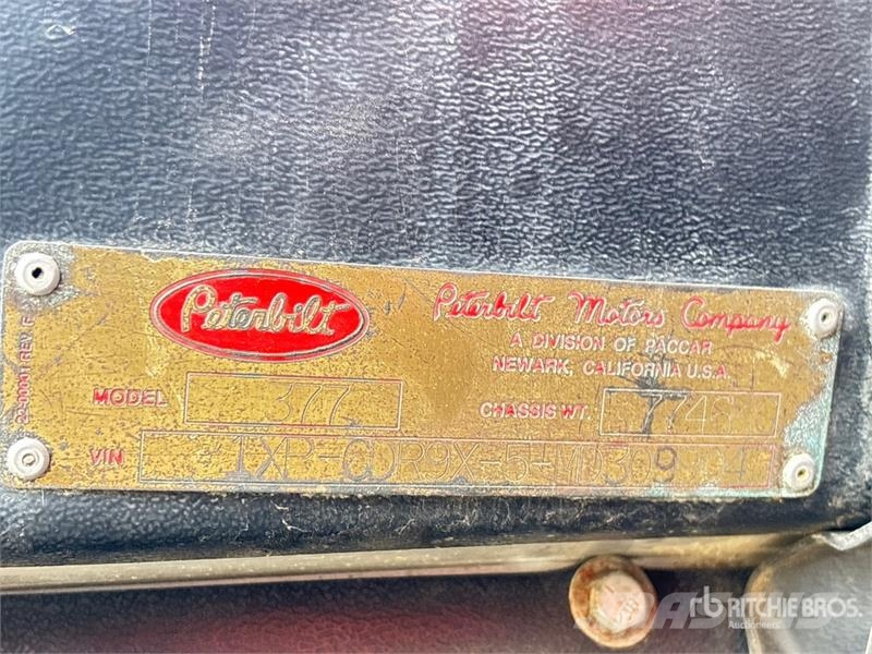 Peterbilt 377 Tender Truck Landbrugs / kornlastbiler