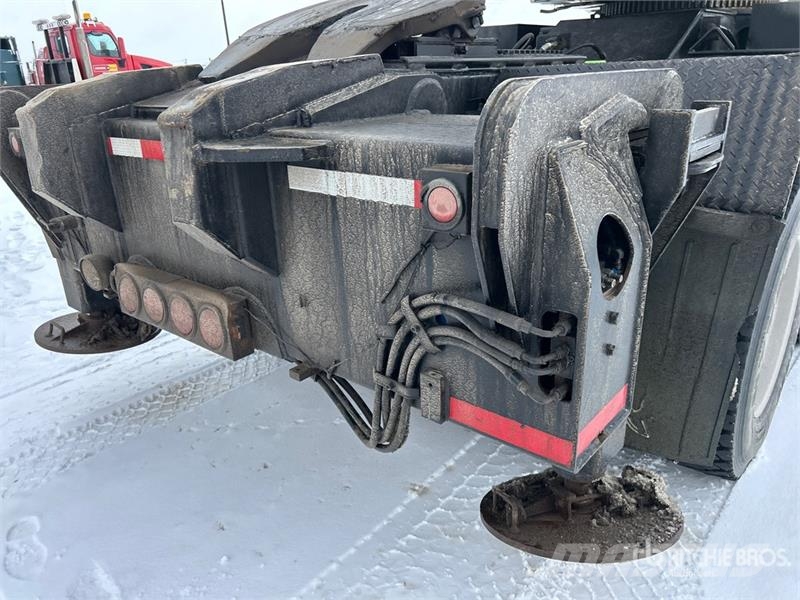 Peterbilt 378 Tovornjaki z žerjavom