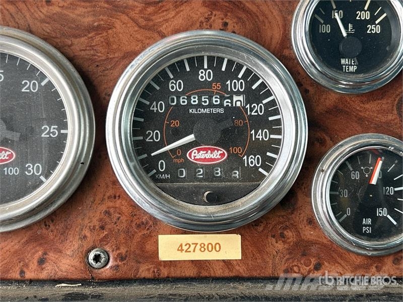 Peterbilt 378 Tovornjaki z žerjavom