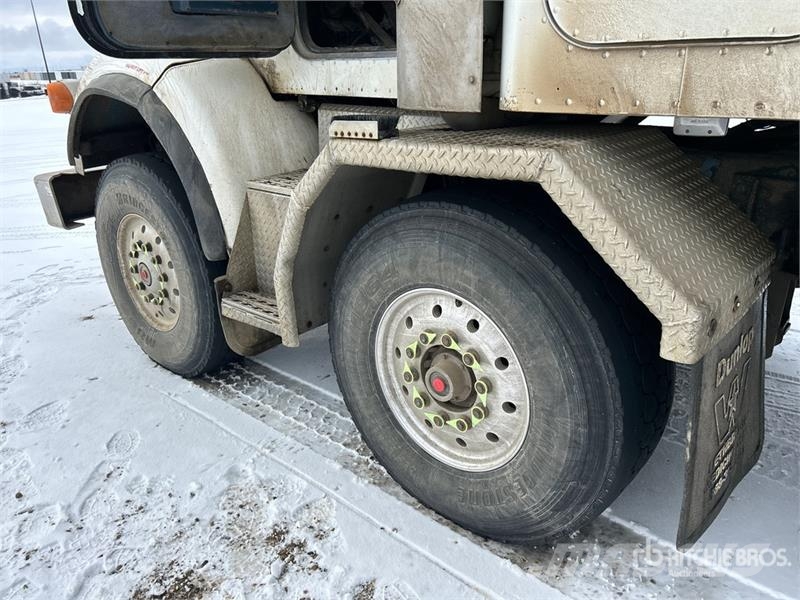 Peterbilt 378 Tovornjaki z žerjavom