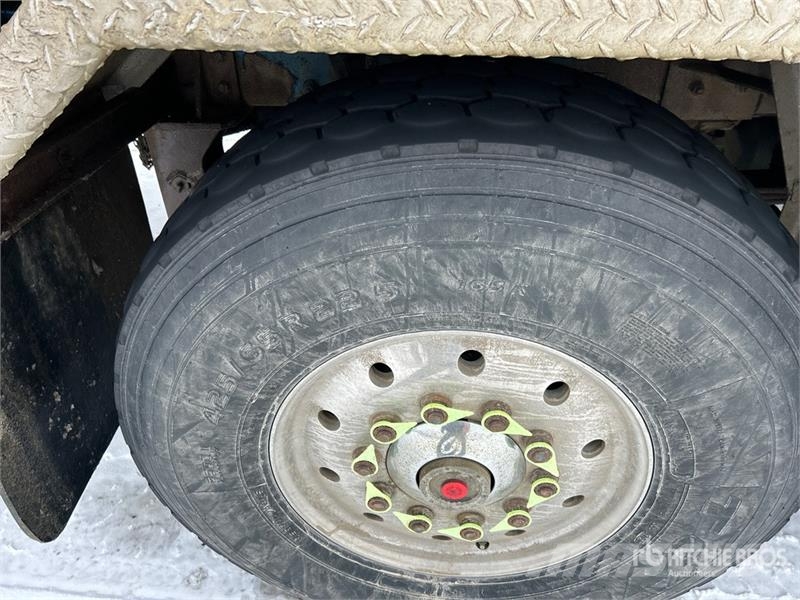 Peterbilt 378 Tovornjaki z žerjavom