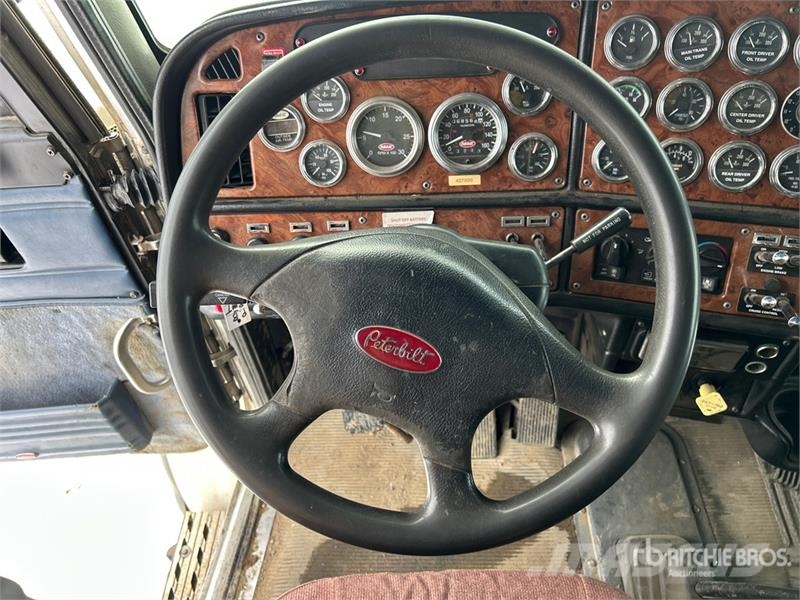 Peterbilt 378 Tovornjaki z žerjavom