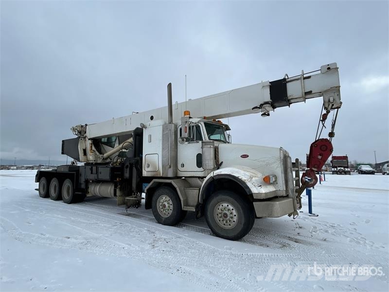 Peterbilt 378 Tovornjaki z žerjavom