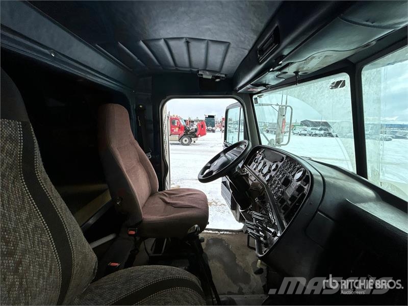 Peterbilt 378 Tovornjaki z žerjavom