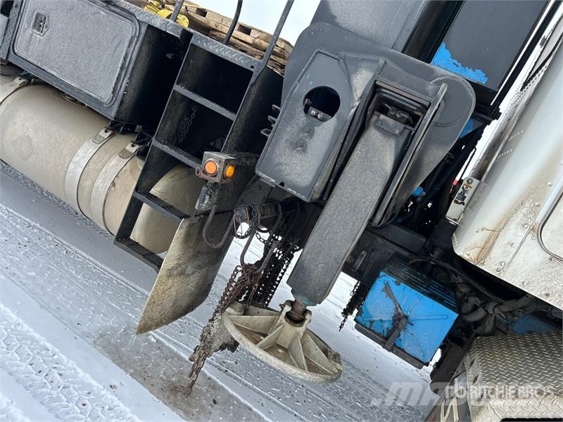 Peterbilt 378 Tovornjaki z žerjavom