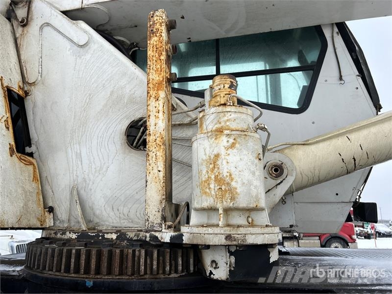 Peterbilt 378 Tovornjaki z žerjavom