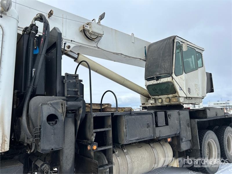 Peterbilt 378 Tovornjaki z žerjavom
