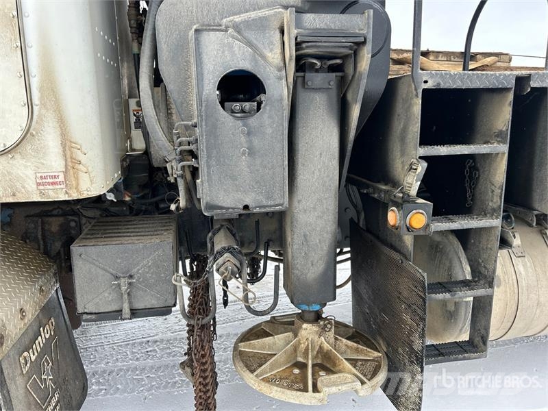 Peterbilt 378 Tovornjaki z žerjavom