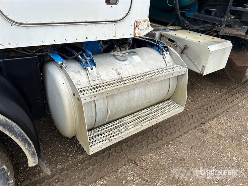 Peterbilt 378 Veepaagiga autod