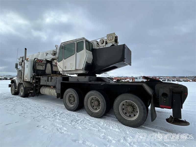Peterbilt 378 Tovornjaki z žerjavom