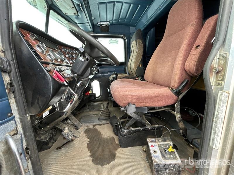 Peterbilt 378 Tovornjaki z žerjavom