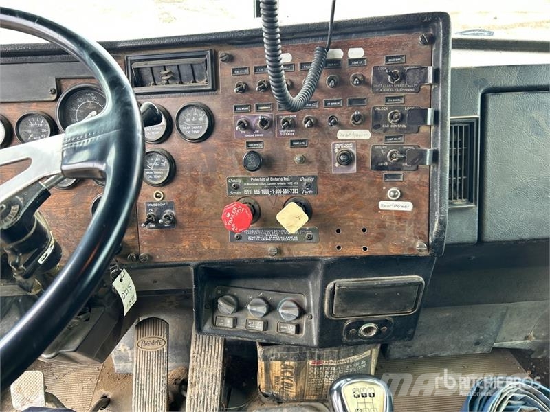 Peterbilt 378 Veepaagiga autod