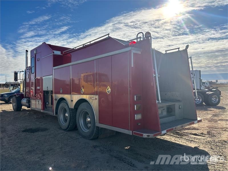 Peterbilt 378 6x4 Fire Truck (Inoperable) Camiones de Bomberos