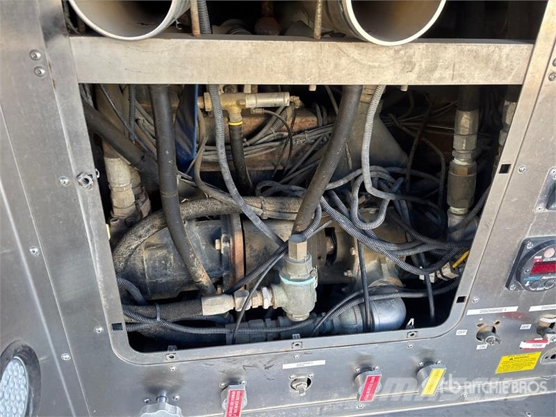 Peterbilt 378 6x4 Fire Truck (Inoperable) Camiones de Bomberos