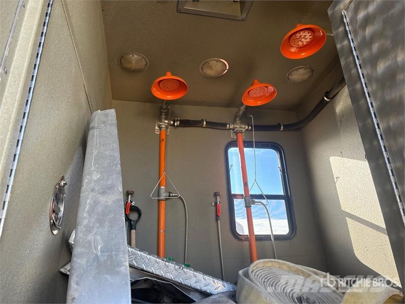 Peterbilt 378 6x4 Fire Truck (Inoperable) Camiones de Bomberos