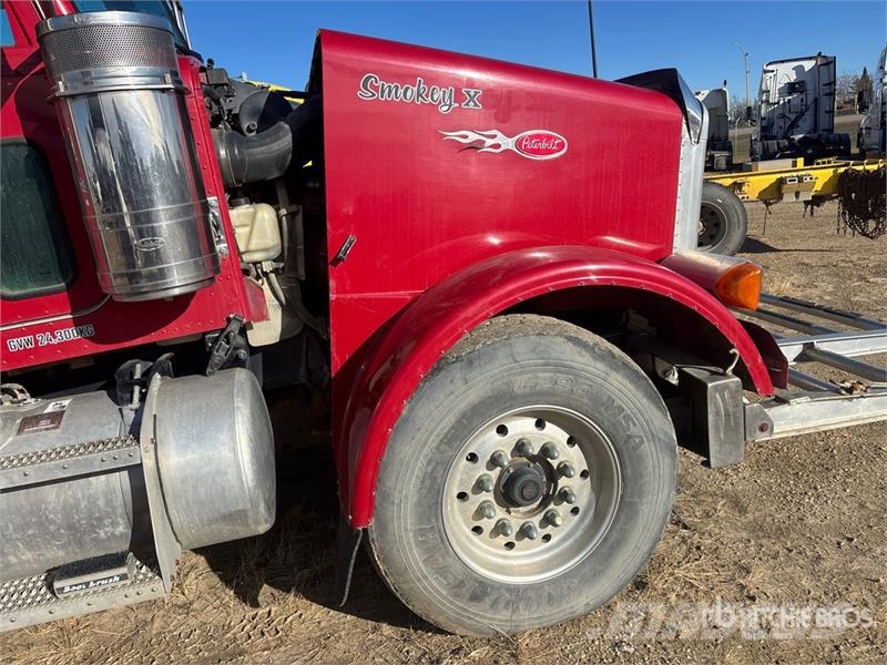 Peterbilt 378 6x4 Fire Truck (Inoperable) Camiones de Bomberos