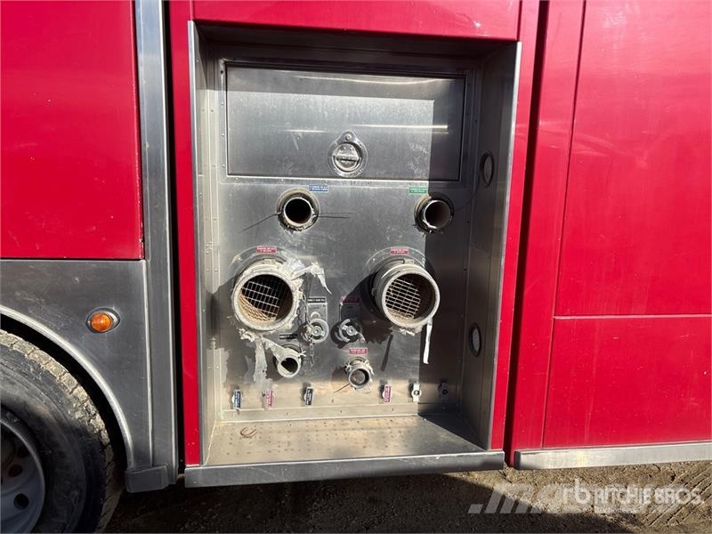 Peterbilt 378 6x4 Fire Truck (Inoperable) Camiones de Bomberos