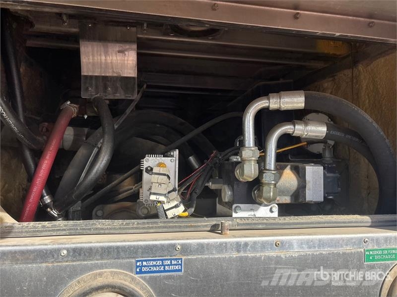 Peterbilt 378 6x4 Fire Truck (Inoperable) Camiones de Bomberos