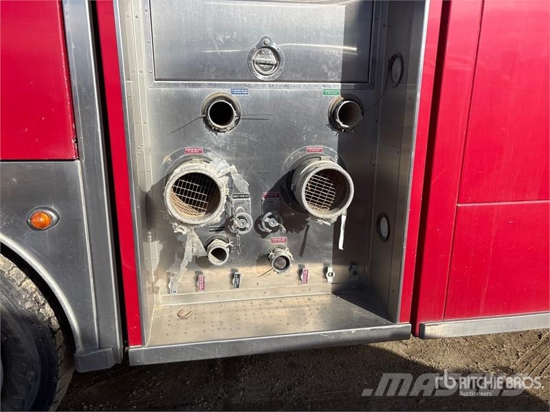Peterbilt 378 6x4 Fire Truck (Inoperable) Camiones de Bomberos