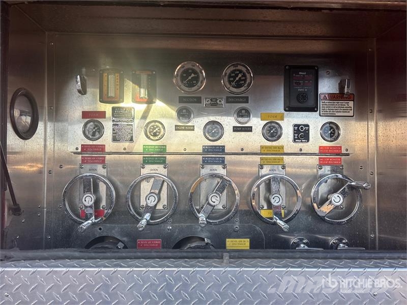 Peterbilt 378 6x4 Sleeper Fire Truck Brandweerwagens