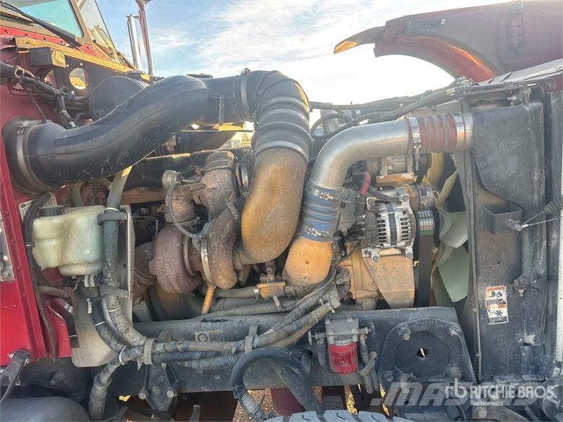 Peterbilt 378 6x4 Sleeper Fire Truck Brandweerwagens