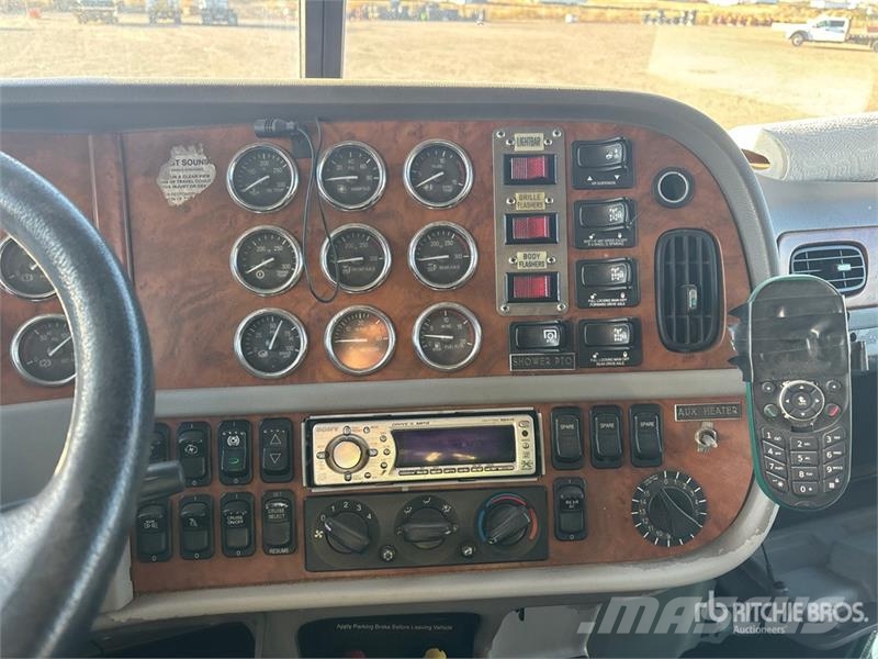 Peterbilt 378 6x4 Sleeper Fire Truck Brandweerwagens