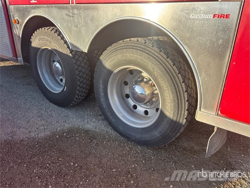 Peterbilt 378 6x4 Sleeper Fire Truck Brandweerwagens