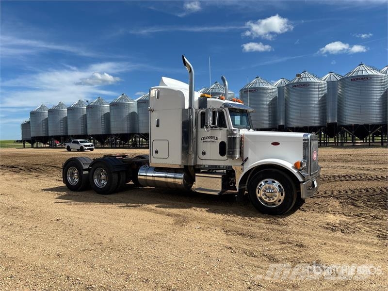 Peterbilt 379 Prime Movers