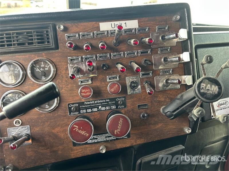 Peterbilt 379 曳引機組件