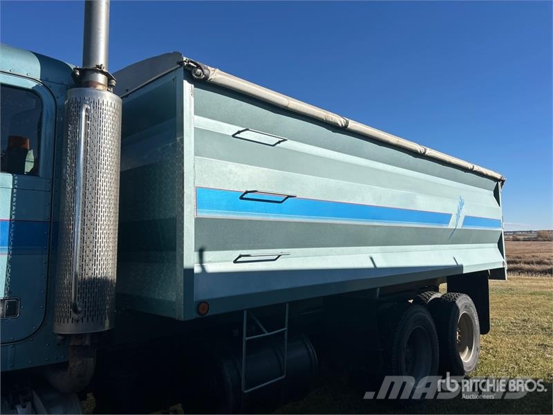 Peterbilt 379 6x4 Grain Truck Graantransporter