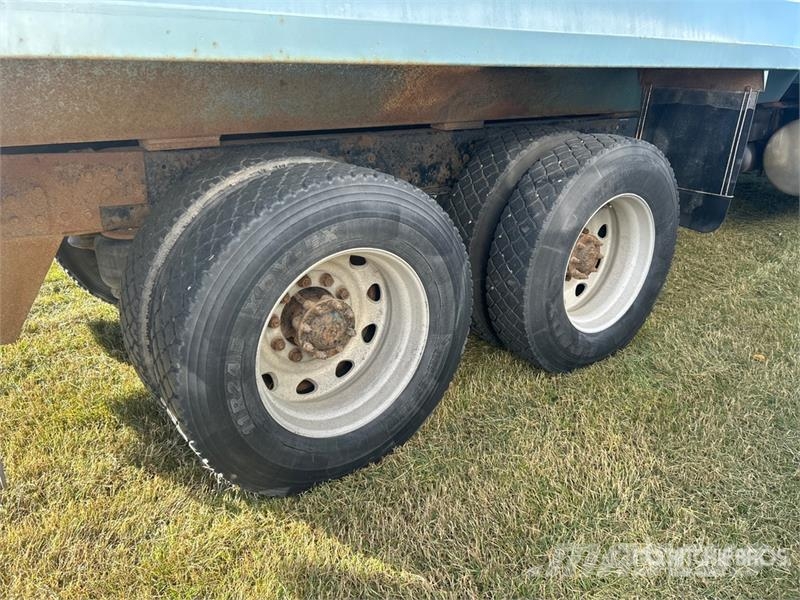 Peterbilt 379 6x4 Grain Truck Graantransporter