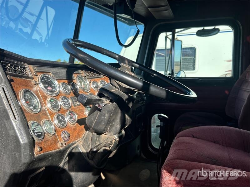 Peterbilt 379 6x4 Grain Truck Graantransporter