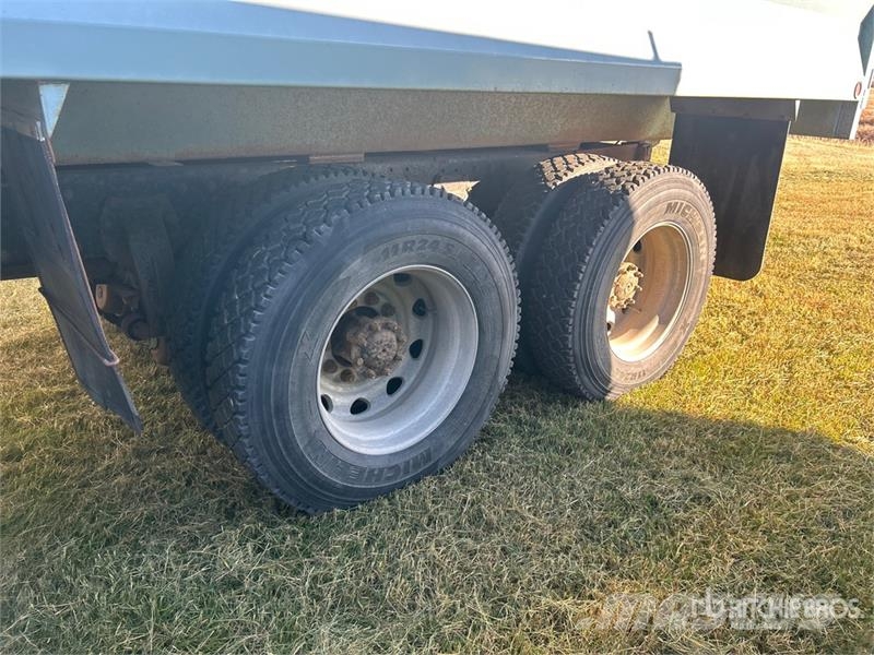 Peterbilt 379 6x4 Grain Truck Graantransporter