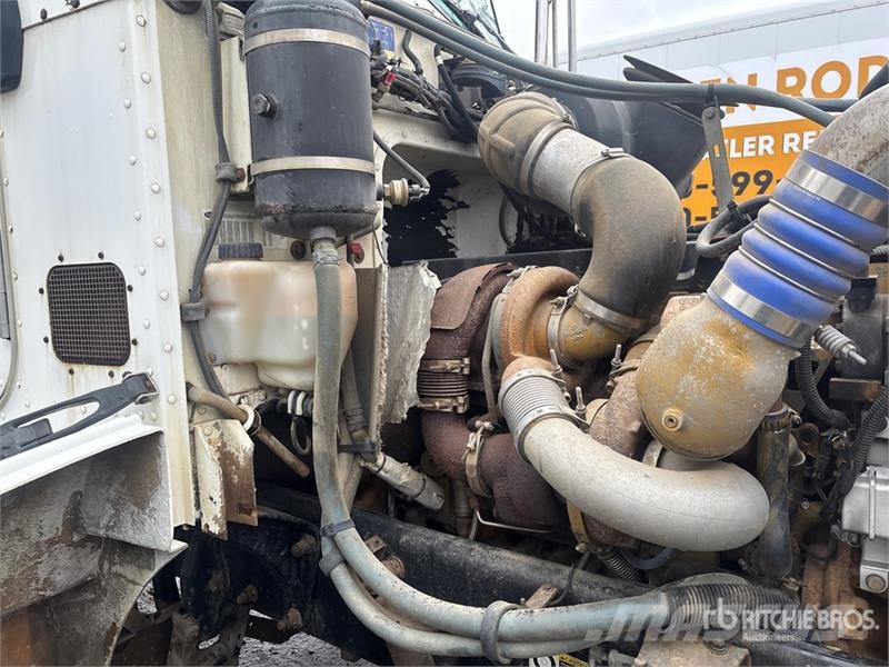 Peterbilt 385 6x4 Van Truck Sanduk kamioni
