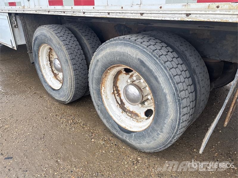 Peterbilt 385 6x4 Van Truck Sanduk kamioni