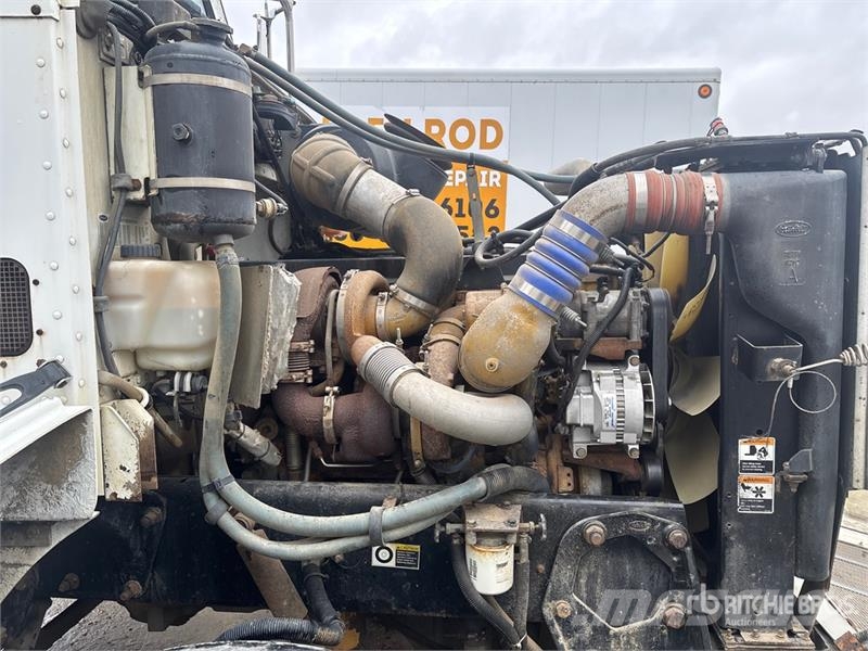 Peterbilt 385 6x4 Van Truck Sanduk kamioni