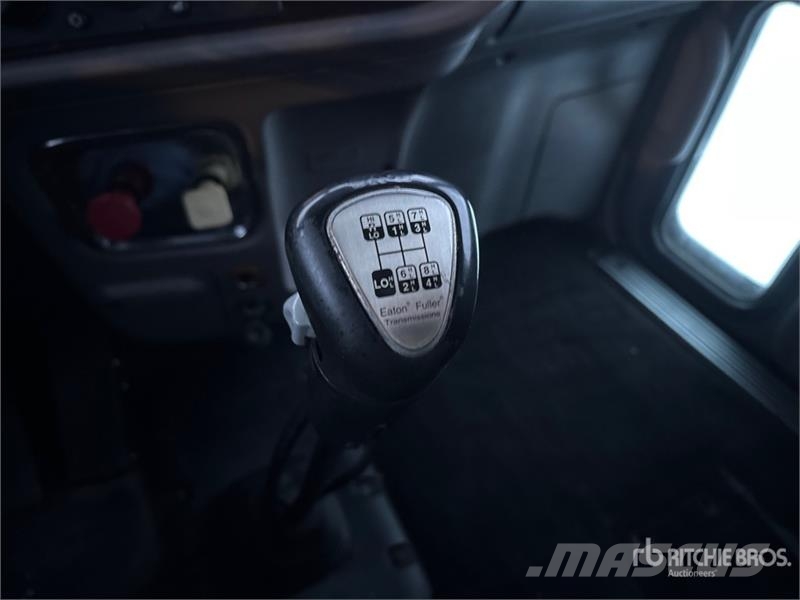 Peterbilt 386 Prime Movers