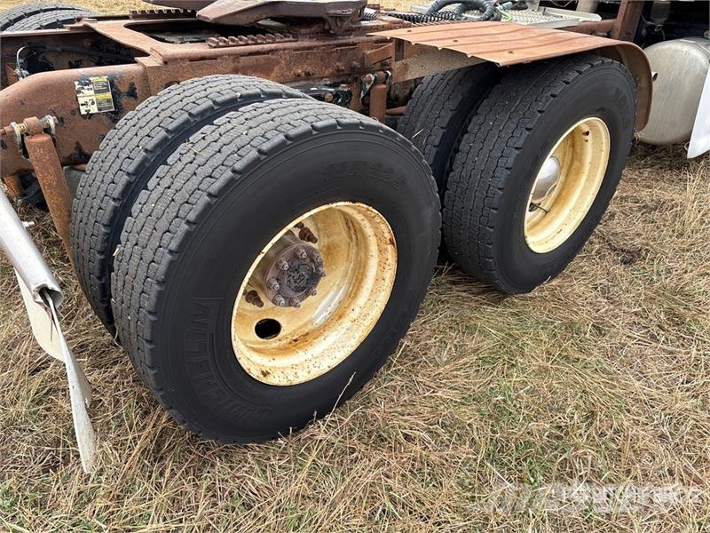 Peterbilt 387 Truck Tractor Units