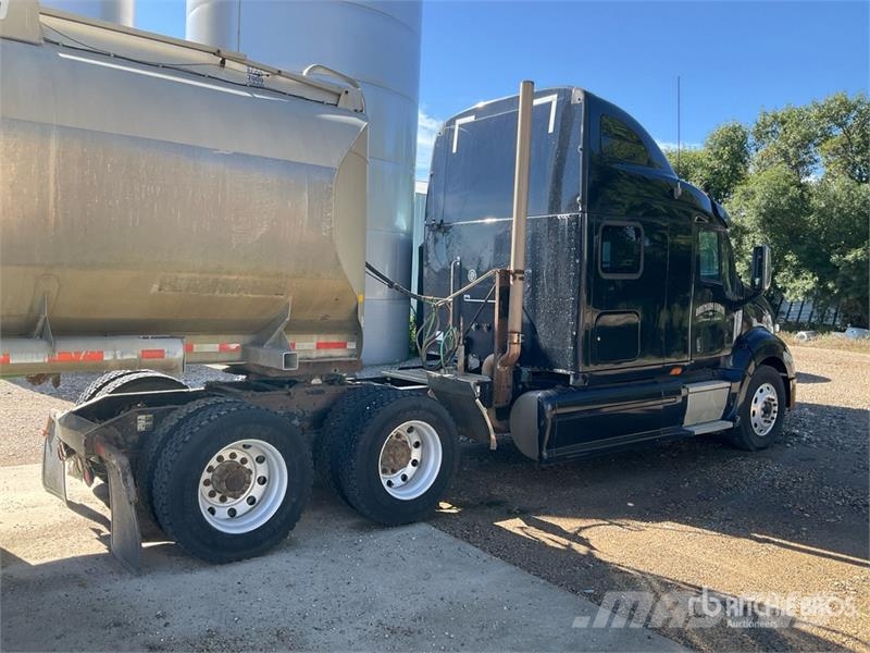 Peterbilt 387 Vlačilci