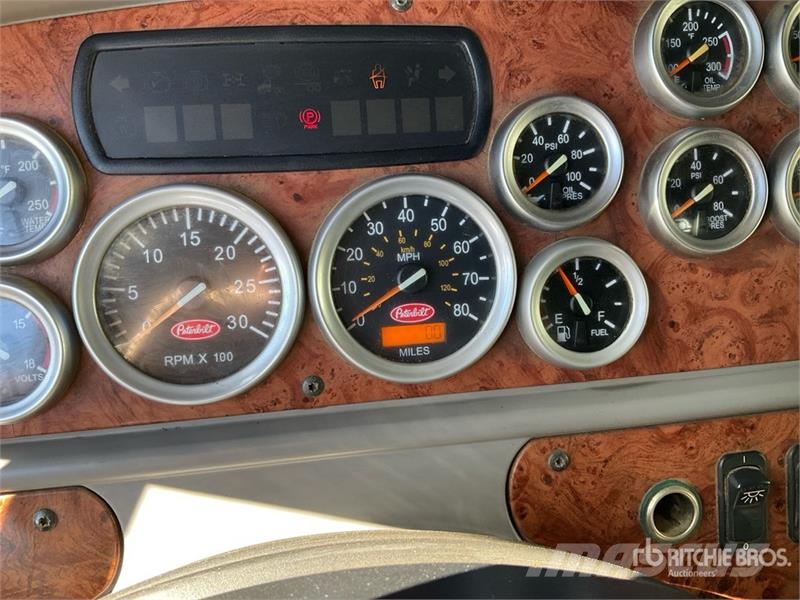 Peterbilt 387 Vlačilci
