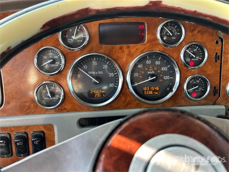Peterbilt 388 Влекачи