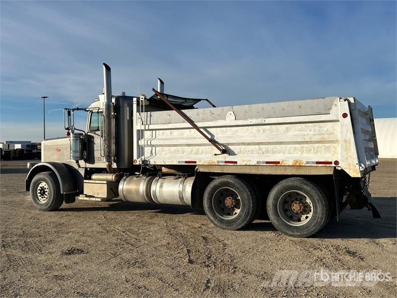 Peterbilt 388 شاحنات قلابة