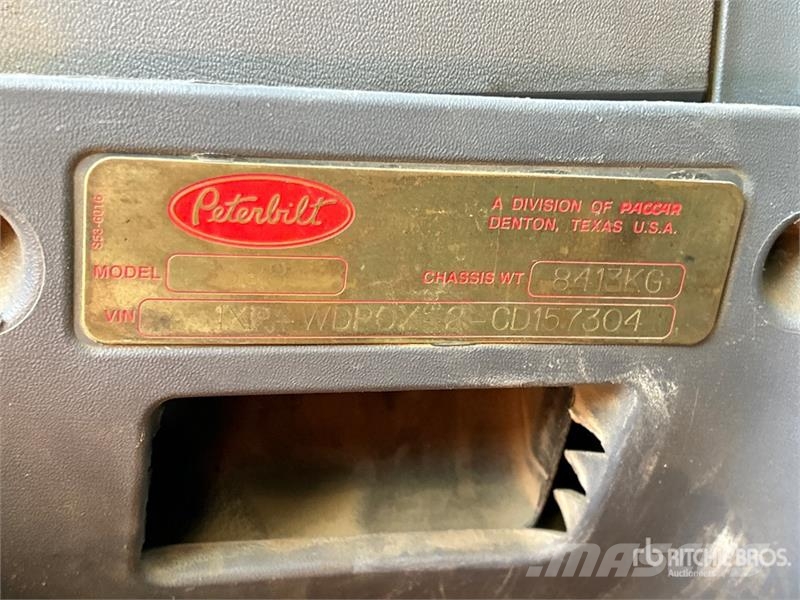Peterbilt 388 شاحنات قلابة