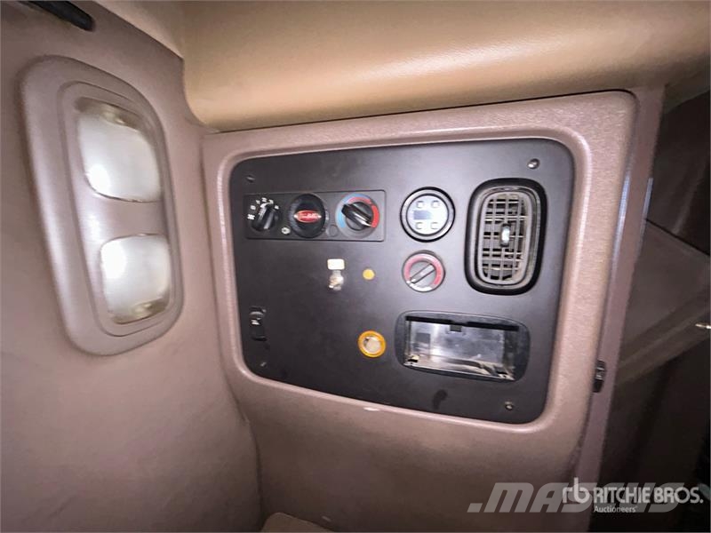 Peterbilt 388 Prime Movers