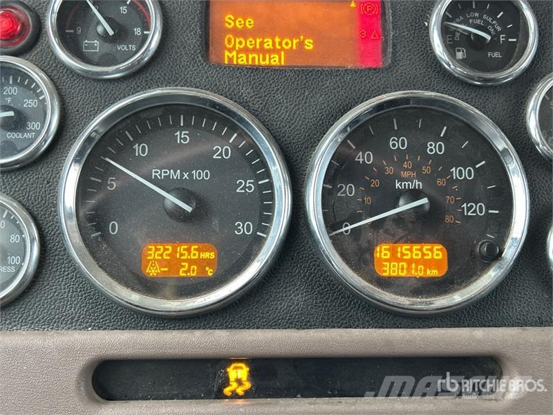 Peterbilt 388 Prime Movers
