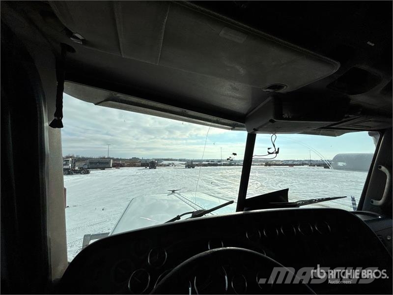 Peterbilt 388 Truck Tractor Units