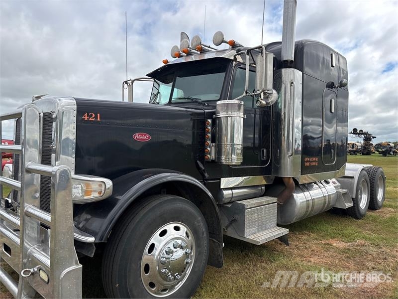 Peterbilt 388 Prime Movers